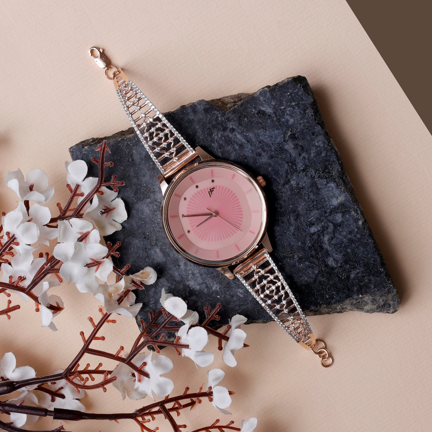 Rose Dial Analogue Fashion Watch with Mesh Strap For Women