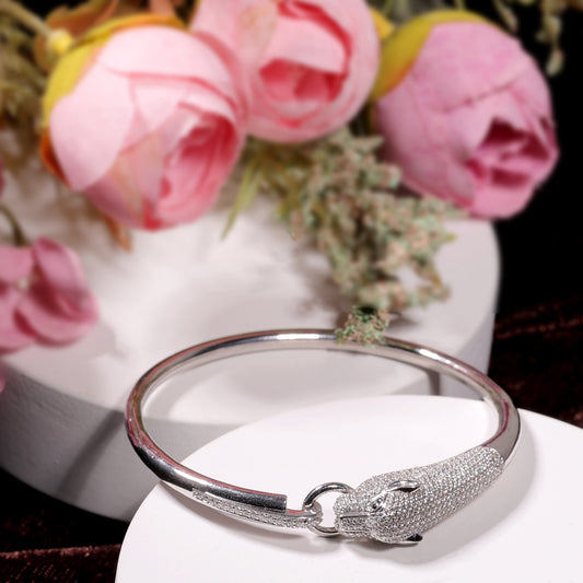 Luxurious Silver Panther Bracelet - varudijewellers